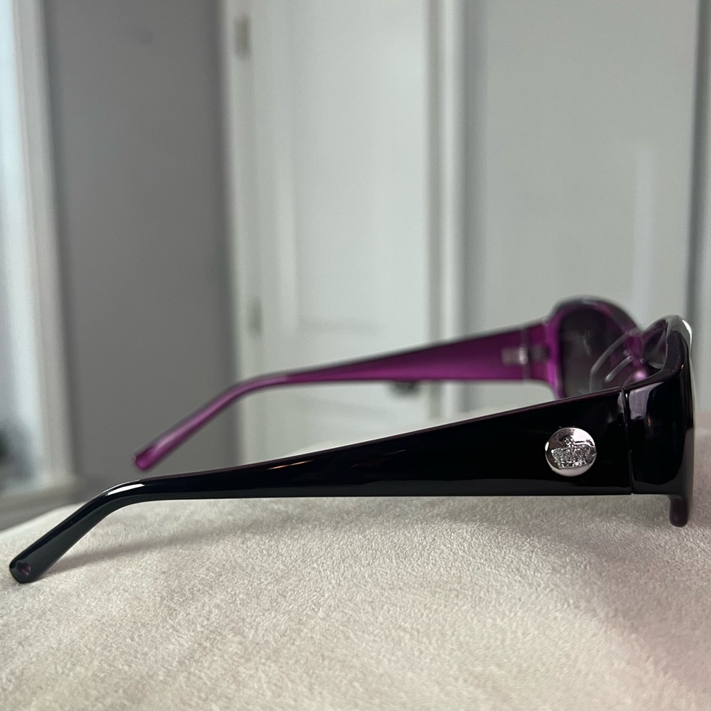 NWOT Juicy Couture Plum Purple & Black Crown Sunglasses - Picture 4 of 12